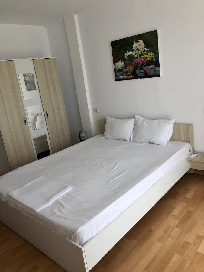 Vila Bordei Verde Navodari Bagian luar foto